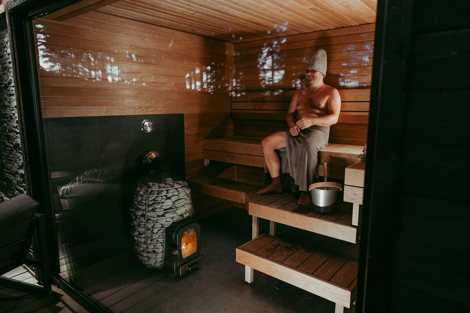 Sauna finlandais en Laponie : rituel, étiquette et notre première fois